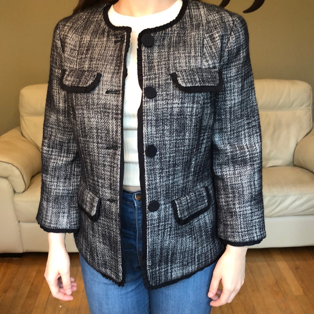 Talbots navy/white tweed jacket w/bracelet sleeves